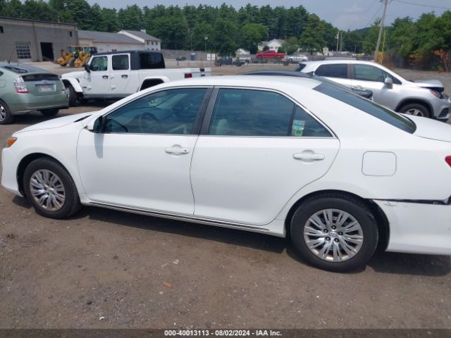 4T4BF1FK5ER340977 Toyota CAMRY LE