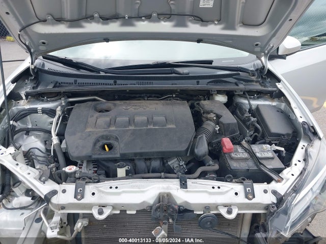 Toyota COROLLA LE 2018 5YFBURHE2JP823442 Image 10