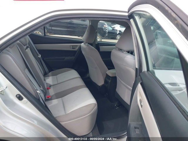 Toyota COROLLA LE 2018 5YFBURHE2JP823442 Image 8