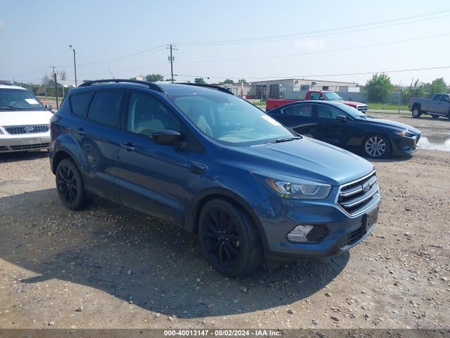 Ford ESCAPE SE 2018 1FMCU9GD8JUC46802 Image 1
