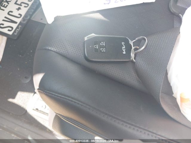 KNDNB4H31P6262638 KIA Carnival Mpv Lx Seat Package