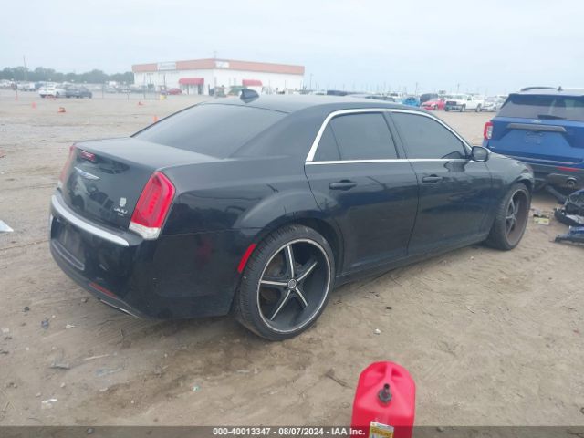 2018 CHRYSLER 300 2C3CCAAG9JH292089 Photo 3