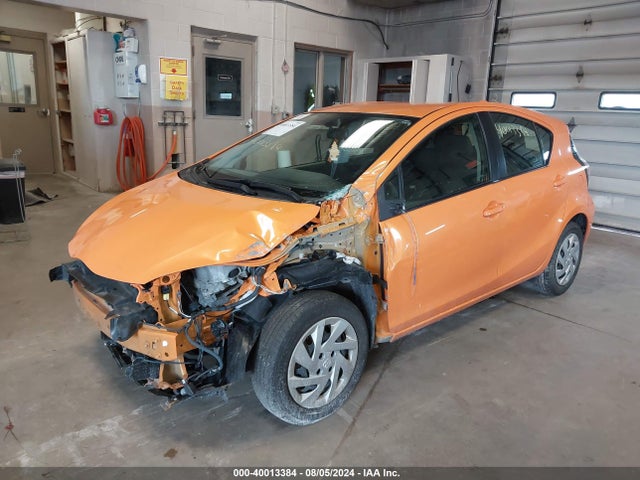 Toyota Prius C Two 2015 JTDKDTB37F1087033 Image 13