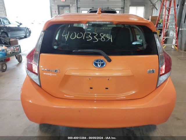 Toyota Prius C Two 2015 JTDKDTB37F1087033 Image 16