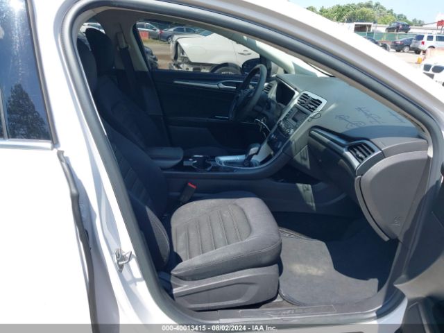 3FA6P0HD9ER295951 Ford FUSION SE