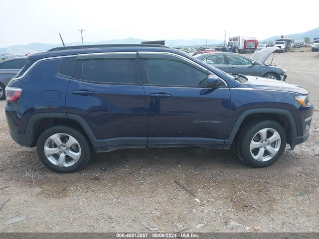 Jeep Compass Latitude 4x4 2018 3C4NJDBB9JT398483 Image 14