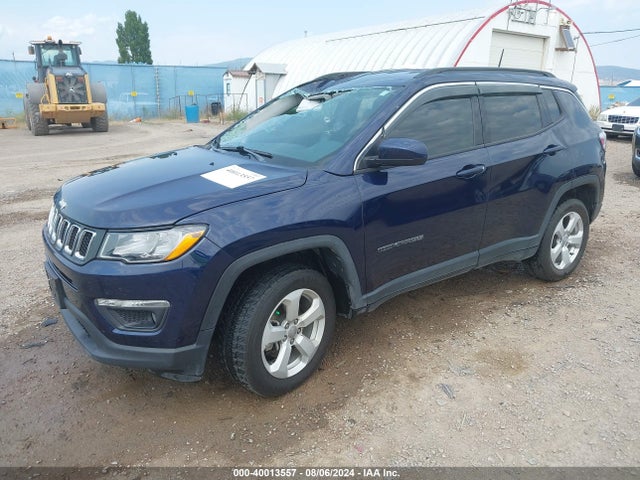 Jeep Compass Latitude 4x4 2018 3C4NJDBB9JT398483 Image 2