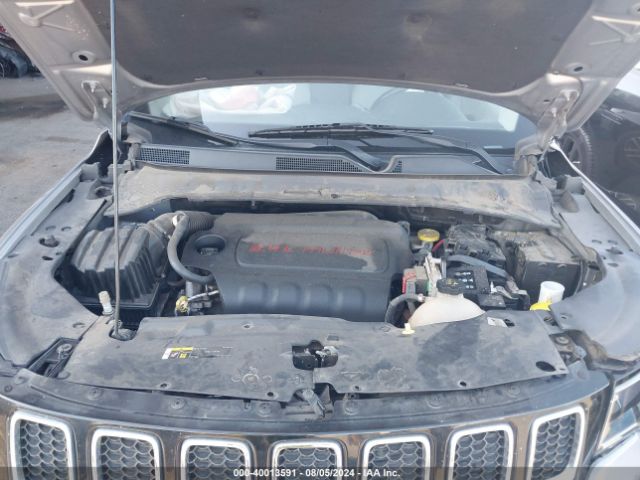 3C4NJCBB3JT487525 Jeep Compass Sun And Wheel Fwd