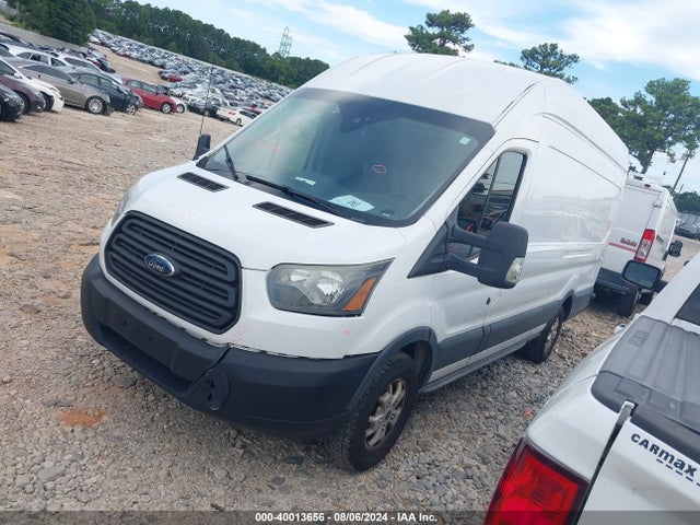 Ford Transit-250 2015 1FTNR3XG6FKA26986 Image 2