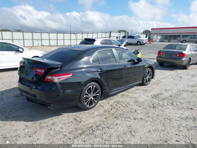 Toyota CAMRY SE 2018 JTNB11HK4J3005246 Image 4