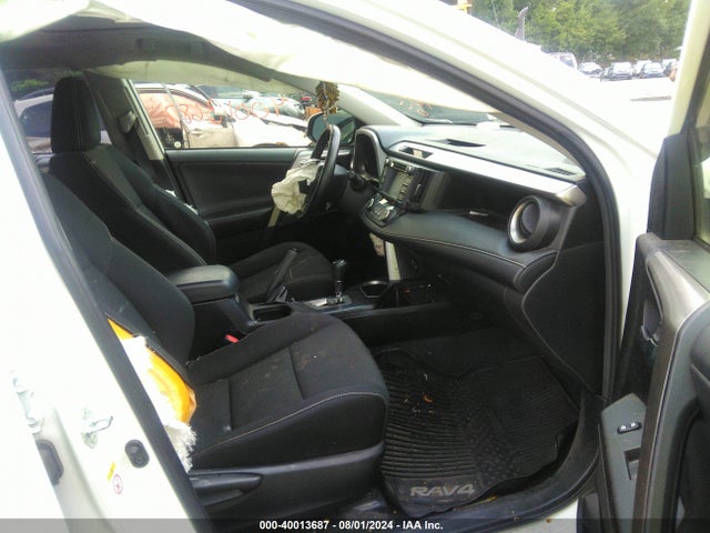 Toyota Rav4 Xle 2018 JTMWFREV8JJ726959 Image 5