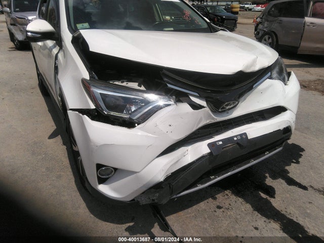Toyota Rav4 Xle 2018 JTMWFREV8JJ726959 Image 6