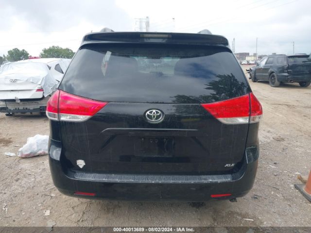 5TDYK3DC1ES513572 Toyota Sienna Xle V6 8 Passenger