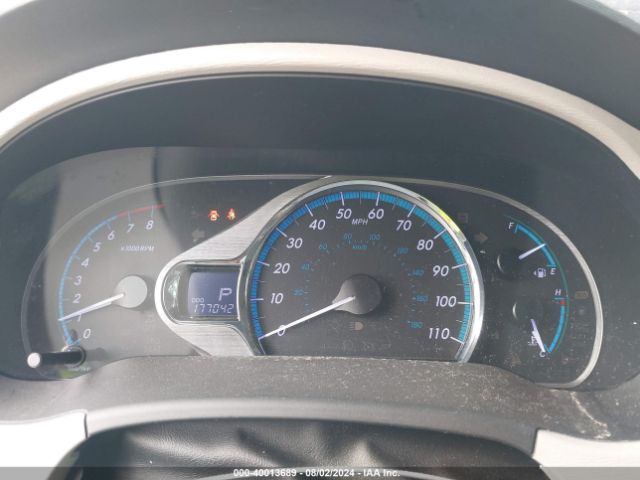 5TDYK3DC1ES513572 Toyota Sienna Xle V6 8 Passenger