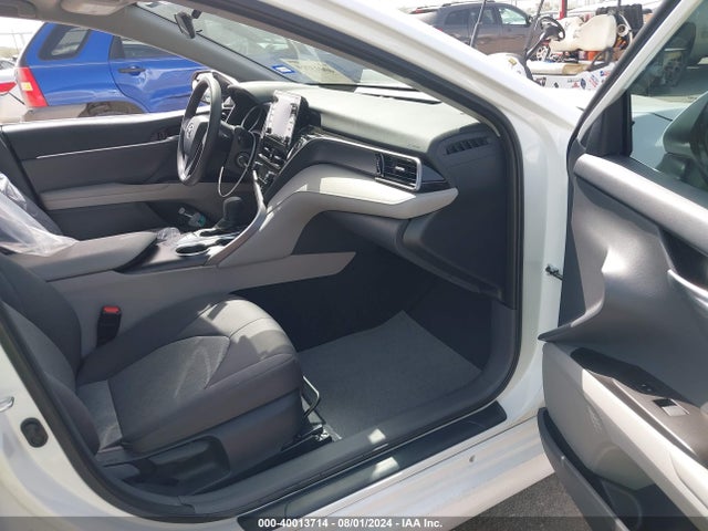 Toyota CAMRY LE 2024 4T1C11AK1RU866212 Image 5