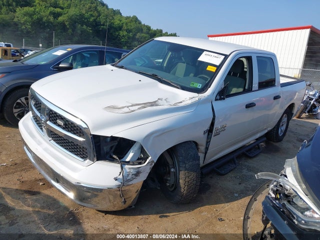 3C6RR7KT1KG712455 RAM 1500 Classic Tradesman  4x4 5'7 Box