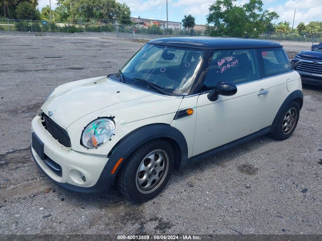 2012 MINI COOPER WMWSU3C59CT255879 Photo 1