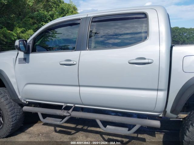 5TFCZ5AN8JX154488 Toyota Tacoma Trd Off Road