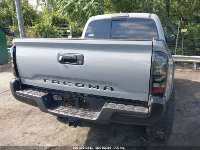 5TFCZ5AN8JX154488 Toyota Tacoma Trd Off Road