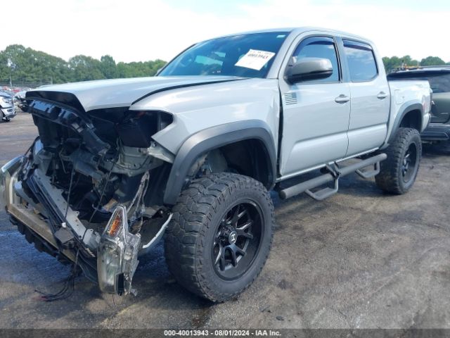 5TFCZ5AN8JX154488 Toyota Tacoma Trd Off Road