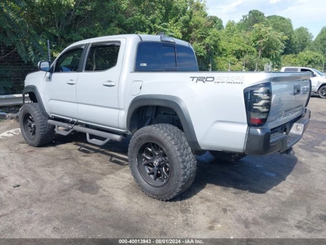 5TFCZ5AN8JX154488 Toyota Tacoma Trd Off Road