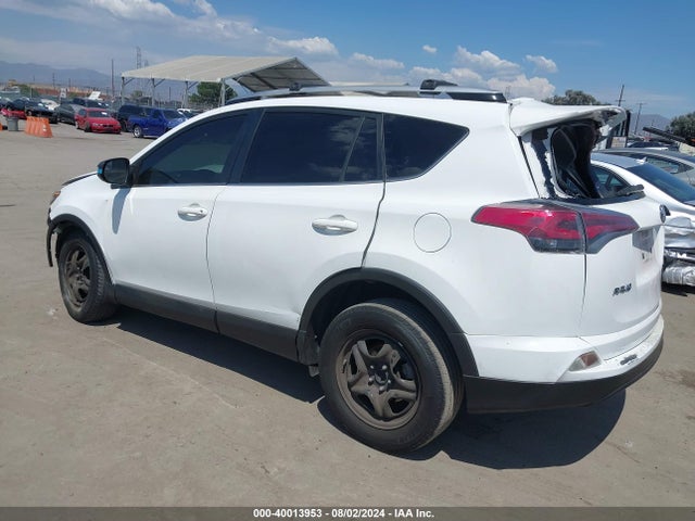 Toyota RAV4 LE 2016 JTMZFREV4GJ100539 Image 3