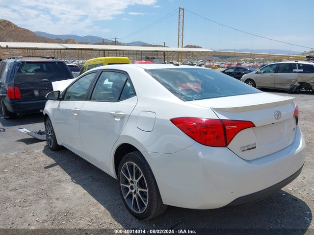 Toyota Corolla Se Special Edition 2017 5YFBURHE6HP637560 Image 3