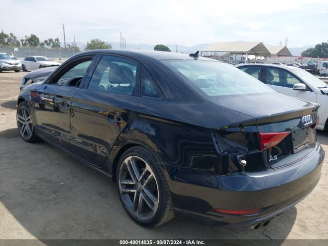 WAUAUGFF9KA083886 Audi A3 40 Premium/40 Titanium Premium