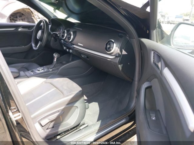 WAUAUGFF9KA083886 Audi A3 40 Premium/40 Titanium Premium