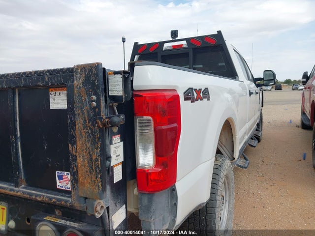 Ford F-350 Xl 2018 1FT7W3B66JEC59807 Image 4