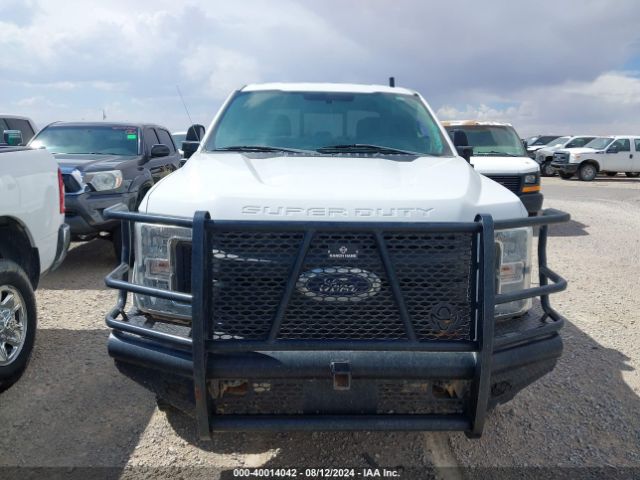 1FT7W3B68JEC59808 Ford F-350 Xl
