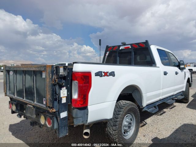 1FT7W3B68JEC59808 Ford F-350 Xl