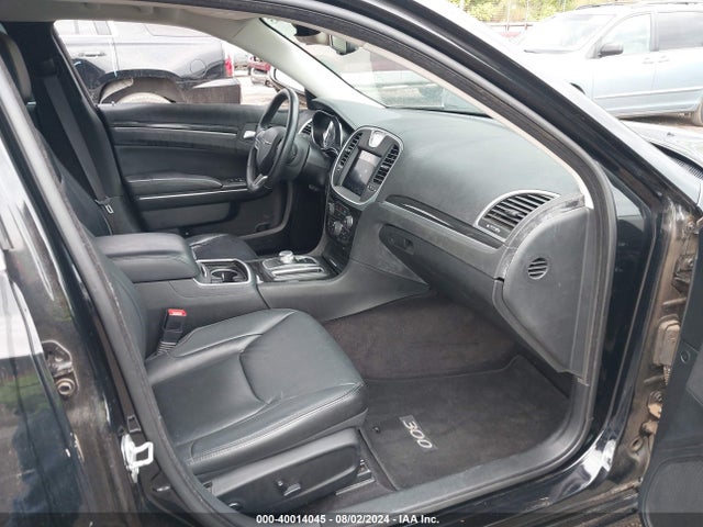 2017 CHRYSLER 300 2C3CCAAG7HH521704 Photo 4