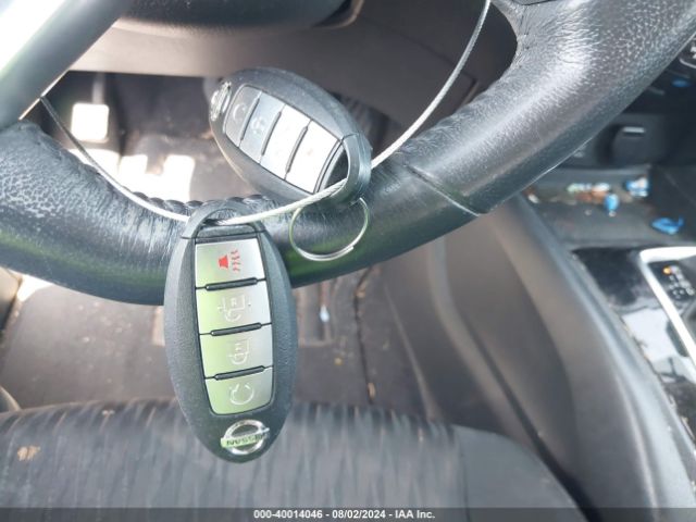 5N1AT2MT7HC836017 Nissan ROGUE SV