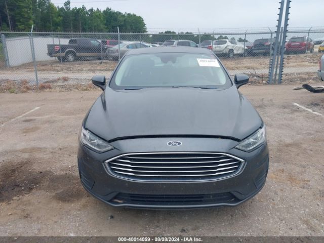 3FA6P0HD2KR229401 Ford FUSION SE