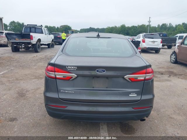 3FA6P0HD2KR229401 Ford FUSION SE