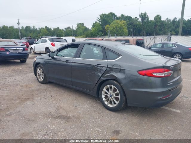 3FA6P0HD2KR229401 Ford FUSION SE