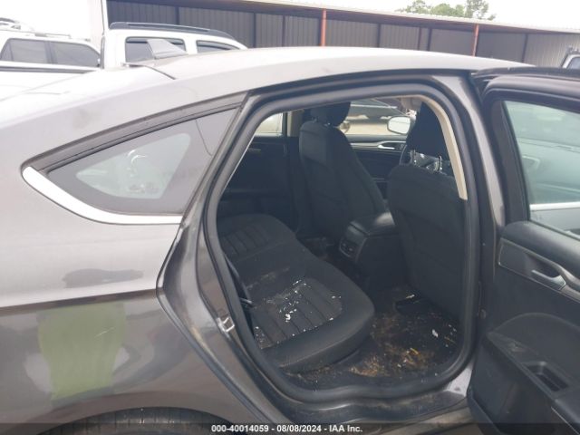 3FA6P0HD2KR229401 Ford FUSION SE