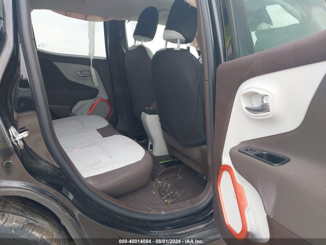 ZACCJBBTXGPE28353 Jeep Renegade Latitude