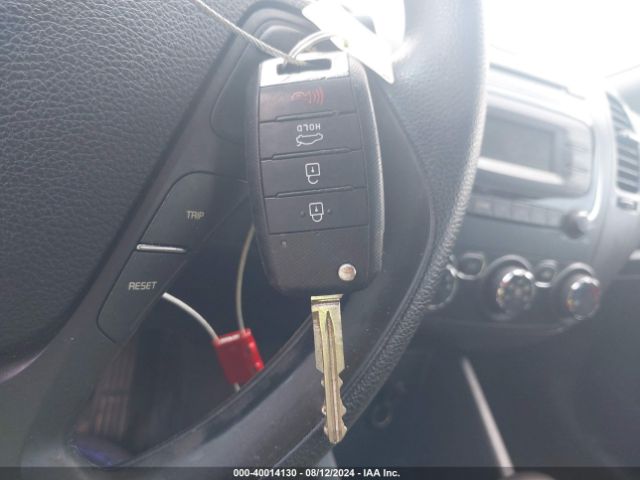 3KPFK4A78HE009703 KIA FORTE LX