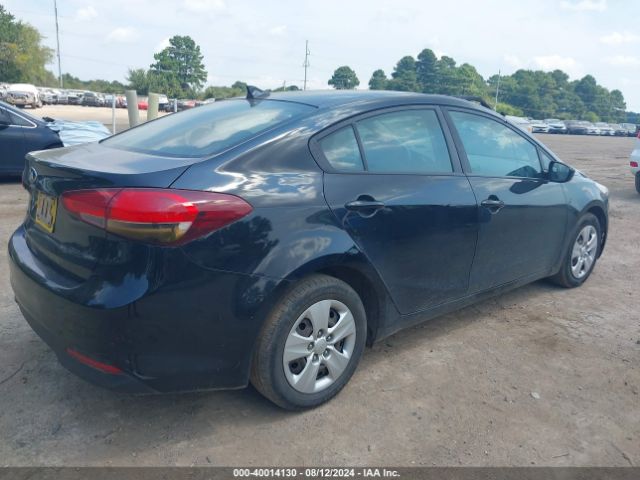 3KPFK4A78HE009703 KIA FORTE LX