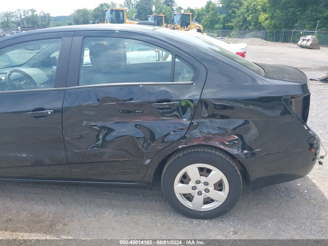 Chevrolet Sonic Ls Auto 2016 1G1JA5SH6G4149431 Image 6