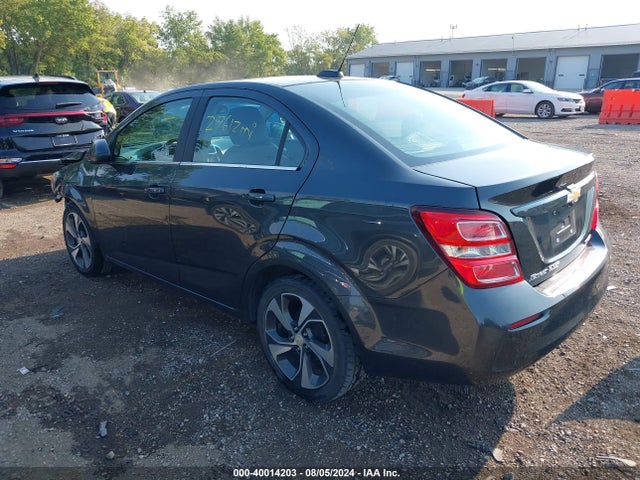 Chevrolet Sonic Premier Auto 2017 1G1JF5SB2H4112469 Image 3