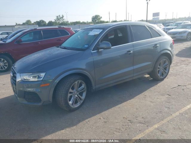 WA1JCCFS3HR012392 Audi Q3 2.0t Premium