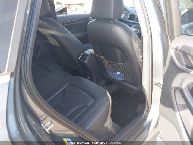 WA1JCCFS3HR012392 Audi Q3 2.0t Premium