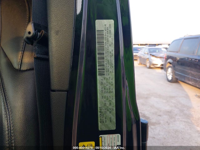1C4HJXEG3JW101028 Jeep Wrangler Unlimited Sahara 4x4