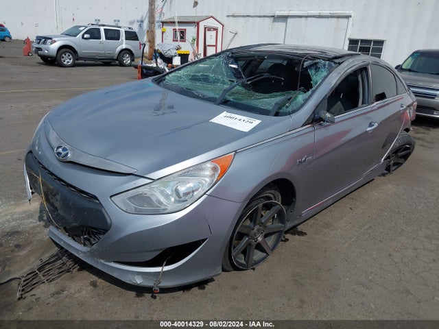 Hyundai Sonata Hybrid Limited 2015 KMHEC4A42FA119026 Image 2