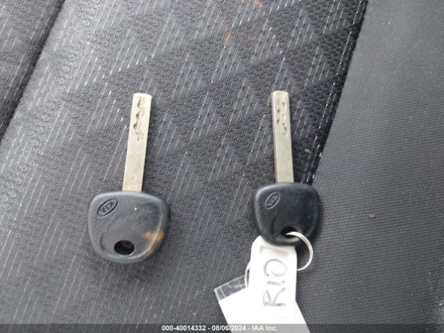 3KPA24AB8JE059926 KIA RIO LX