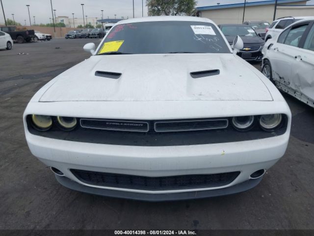 2C3CDZAGXFH706709 Dodge Challenger Sxt