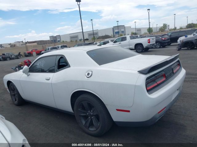 2C3CDZAGXFH706709 Dodge Challenger Sxt